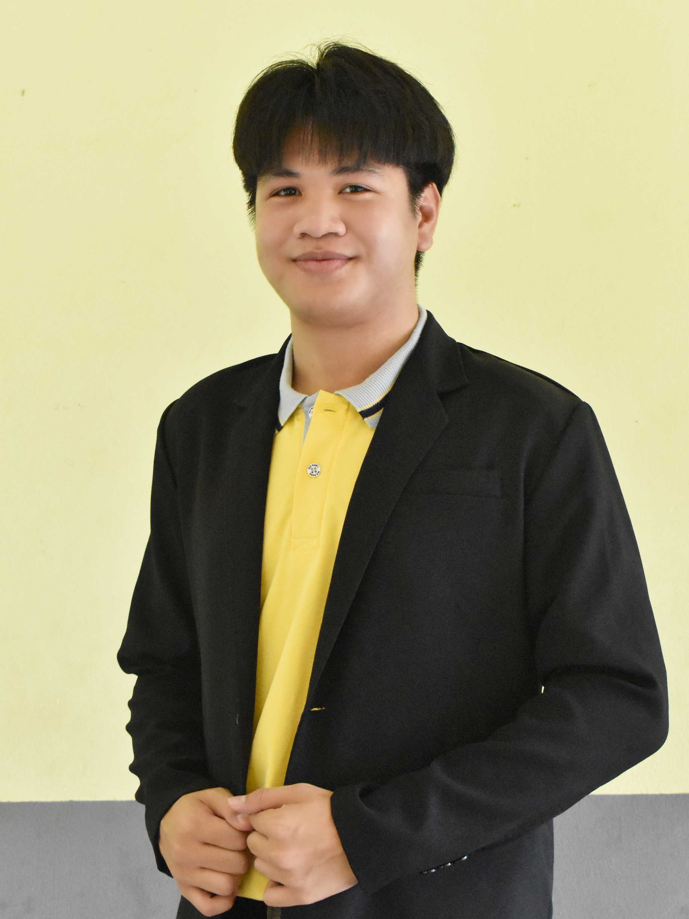 นายณัฐวุฒิ ประพันธ์กุล